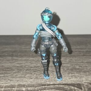 Jazwares Fortnite Solo Mode Slurp Bandolette Limited Chase 1/5000 ONLY Figure.